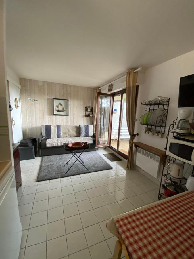 Studio En Rez De Jardin -"Le Petit Nid" A Trouville 外观 照片