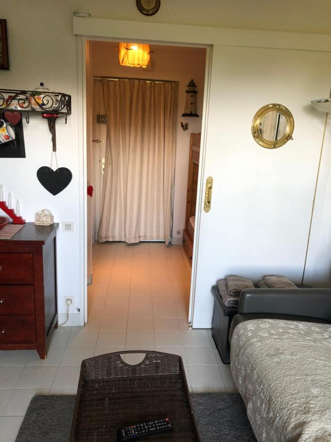 Studio En Rez De Jardin -"Le Petit Nid" A Trouville 外观 照片